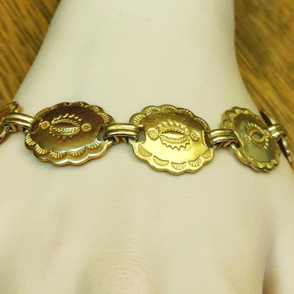 Southwestern Panel Link Bracelet Vintage Gold Tone Scallop Concho Link Bracelet